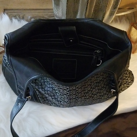 Coach Handbag - Picture 7 of 8